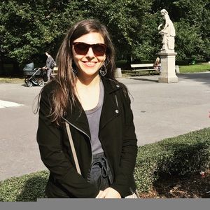 Meet your Posher, Alexandra